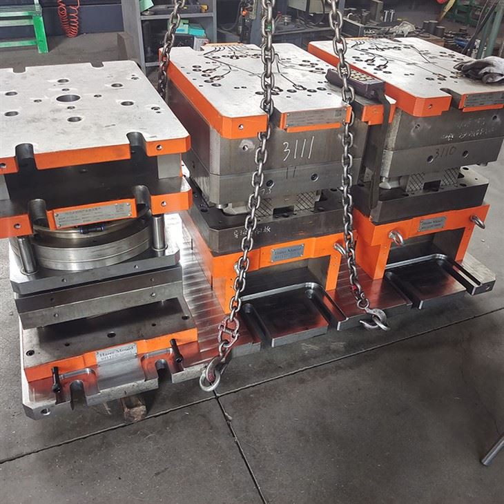 Beyond Efficiency: The Strategic Value Of Advanced Stamping Molds in Metal Fabrication factory