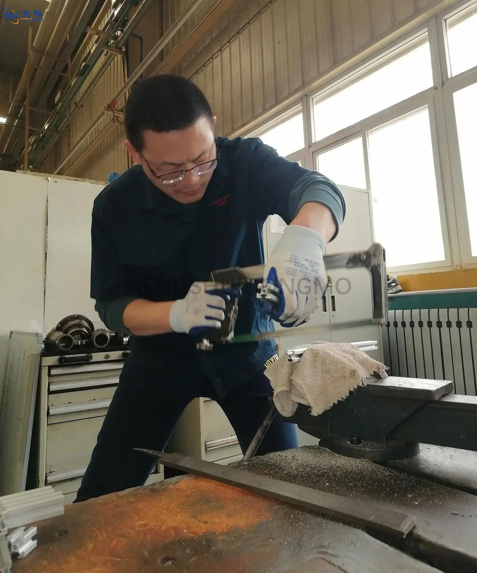 product-1600-1200 product-1600-1200